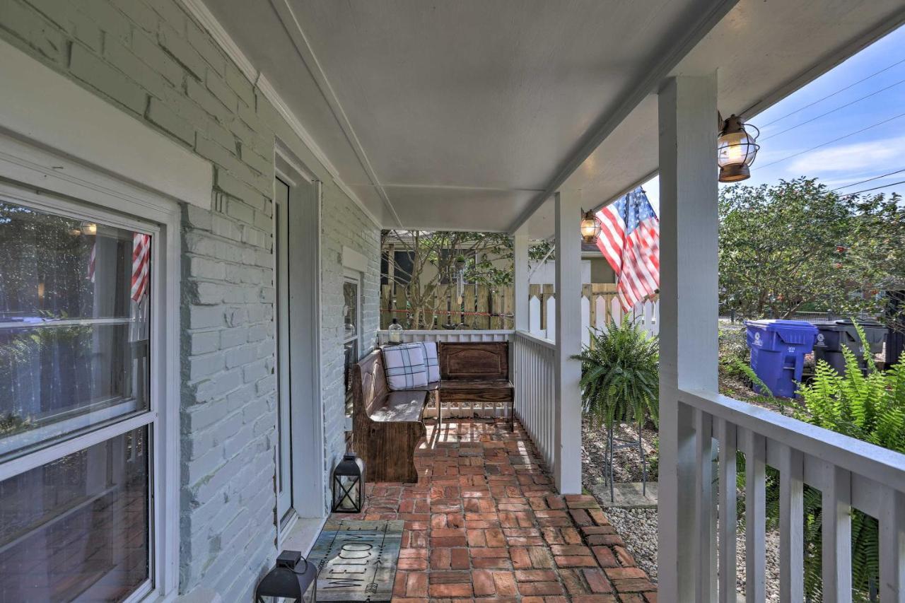 Coastal, Walkable Home In Historic Southport! 외부 사진