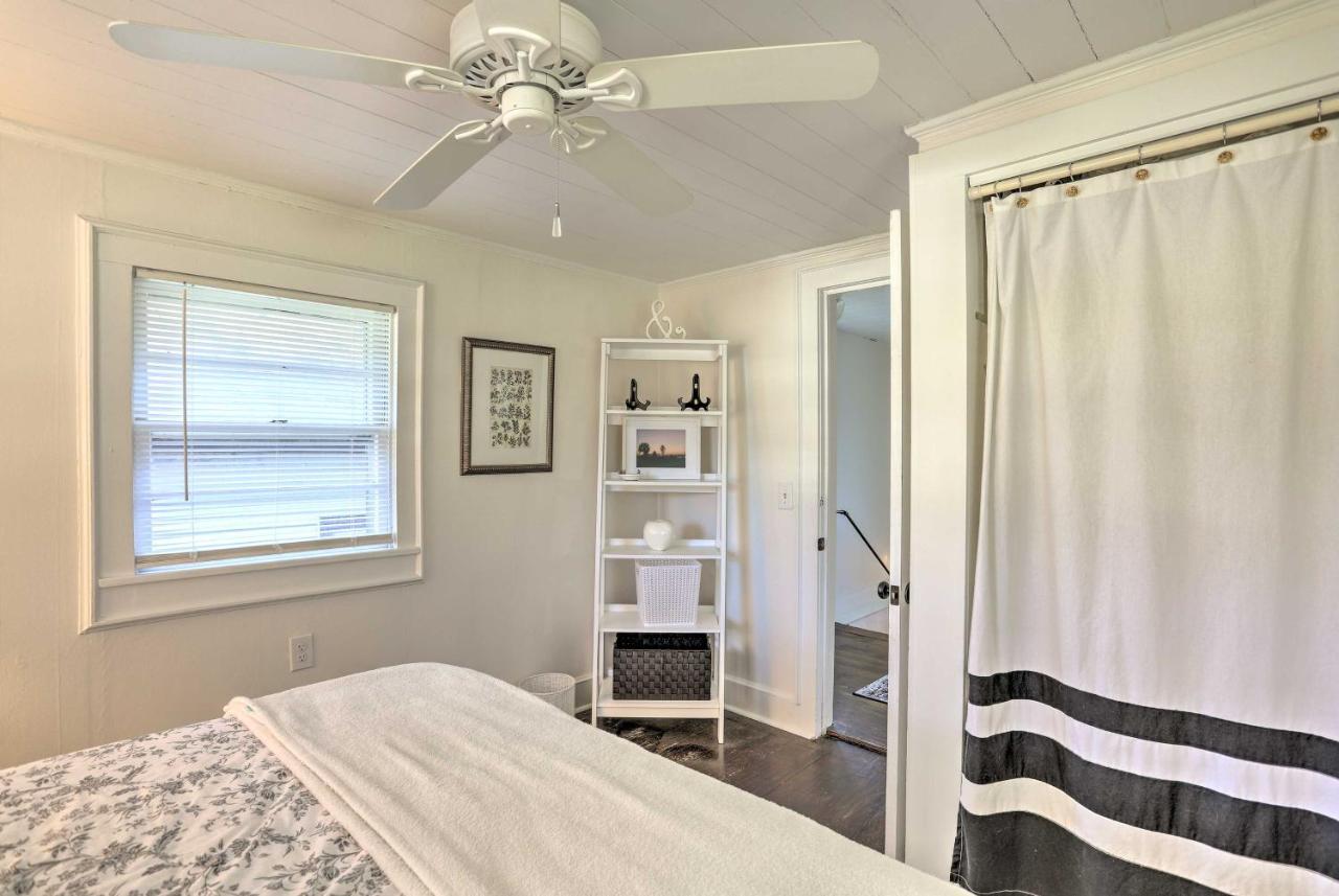 Coastal, Walkable Home In Historic Southport! 외부 사진