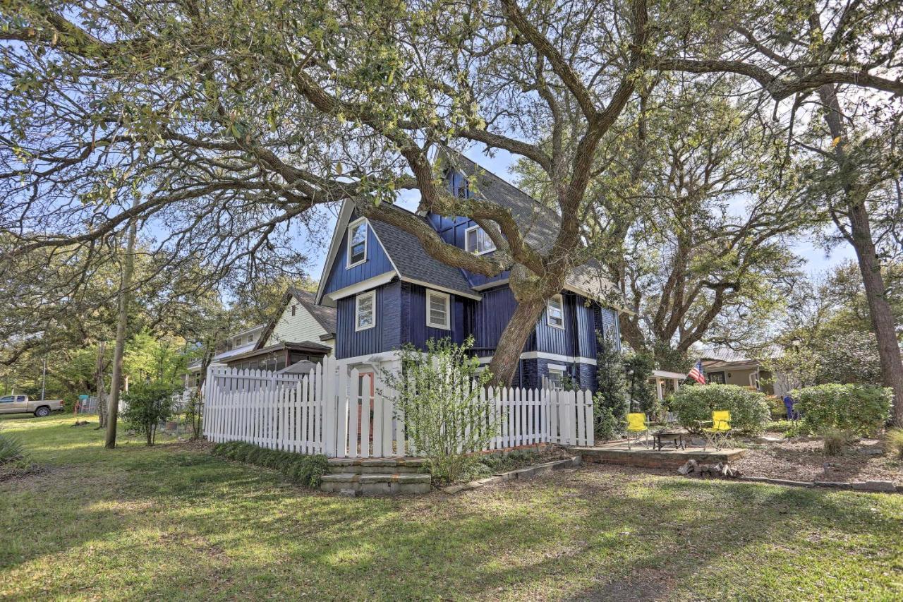 Coastal, Walkable Home In Historic Southport! 외부 사진