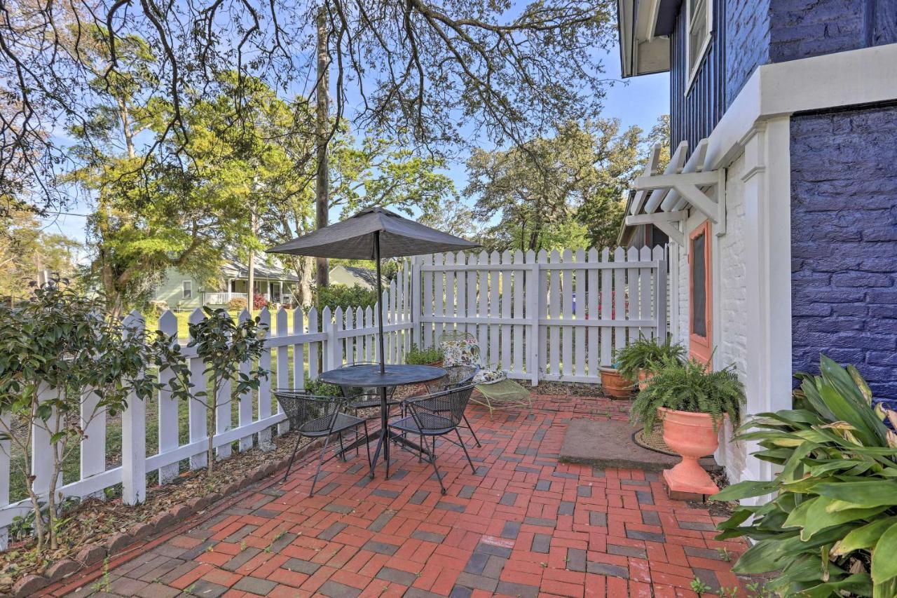 Coastal, Walkable Home In Historic Southport! 외부 사진